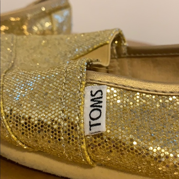 Gold TOMS - good condition, wore very few times - Picture 2 of 4